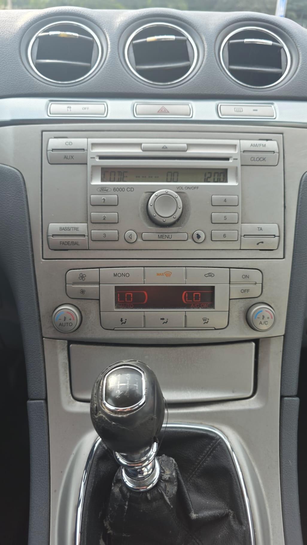 Ford S-Max 2.0 TDCi 140CV Titanium 7 posti