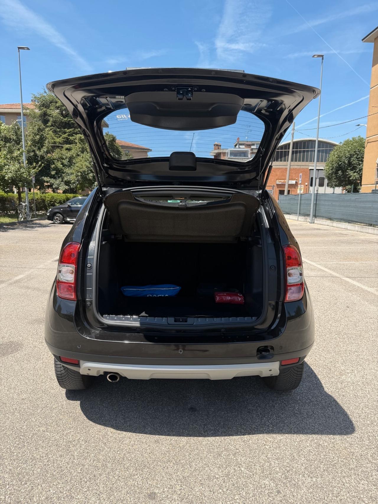 Dacia Duster 1.6 tce Gpl - NAV. - NEOP. - 12 MESI DI GARANZIA -