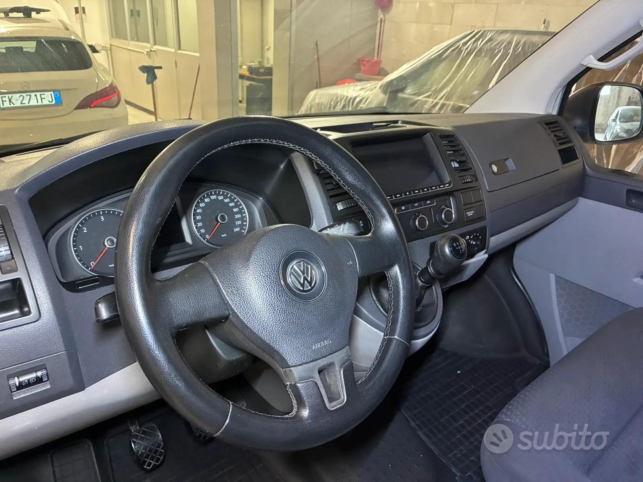 Volkswagen Caravelle 9 Posti LEGGERE ANNUNCIO