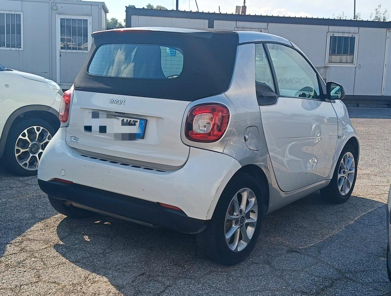 Smart fortwo cabrio 1.0 Prime 71cv twinamic - Finanziamento Permuta