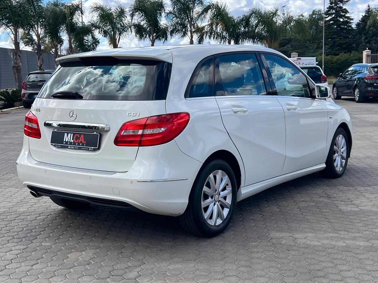 Mercedes-benz B 180 CDI BlueEFFICIENCY Premium