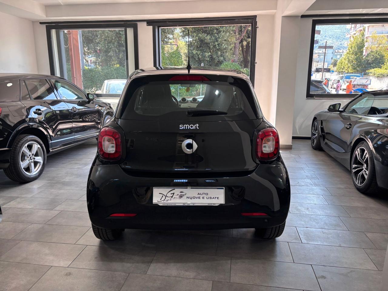 SMART FORFOUR 1.0 TWINAMIC PASSION 71CV LED-CLIMA