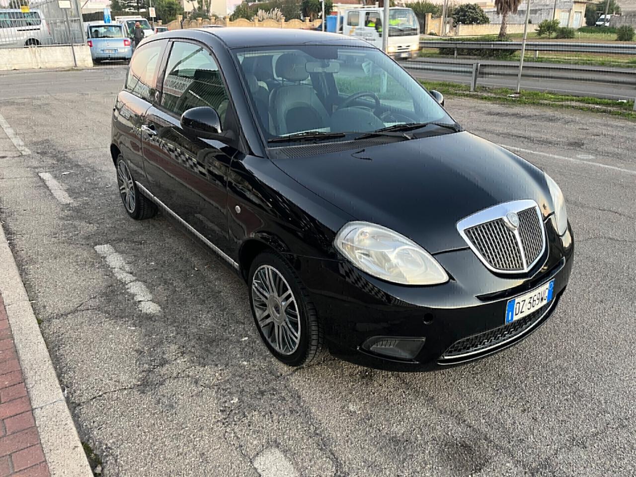Lancia Ypsilon Platino Ecochic GPL - 2009