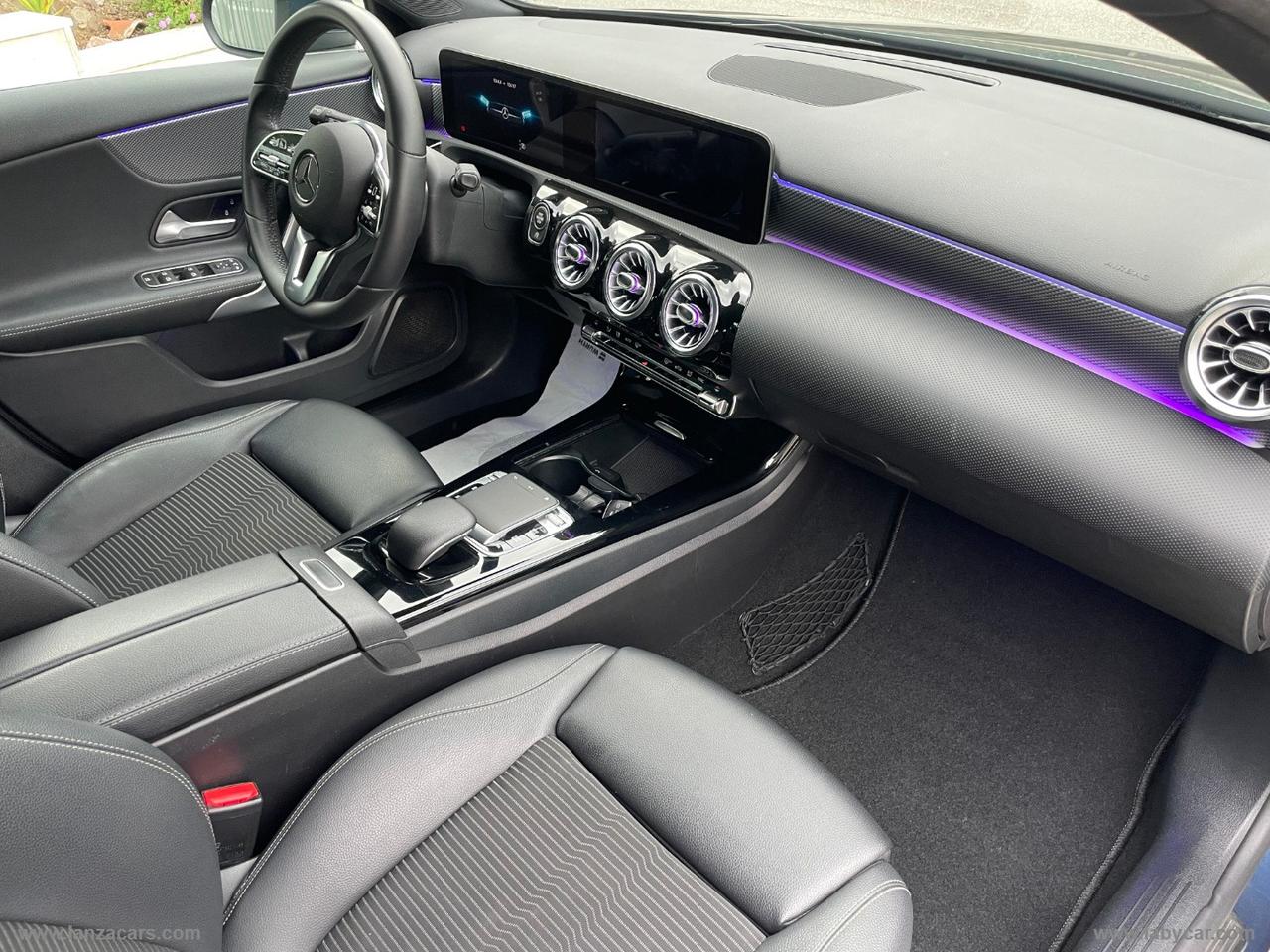 MERCEDES-BENZ A 180 d Automatic Sport