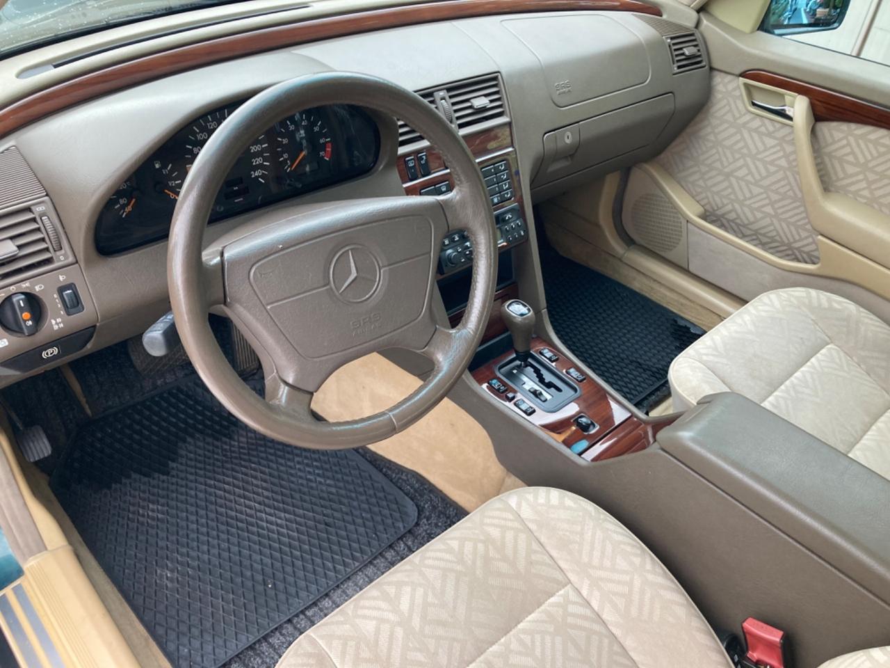 MERCEDES C200 BERLINA BENZINA (DA VETRINA)