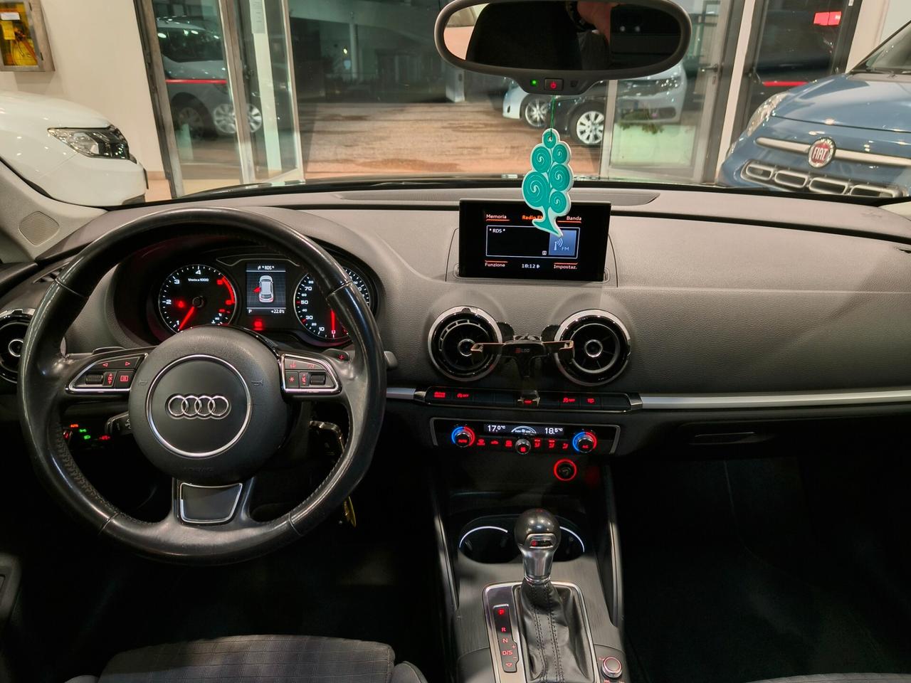 Audi A3 1.6 TDI S LINE S tronic