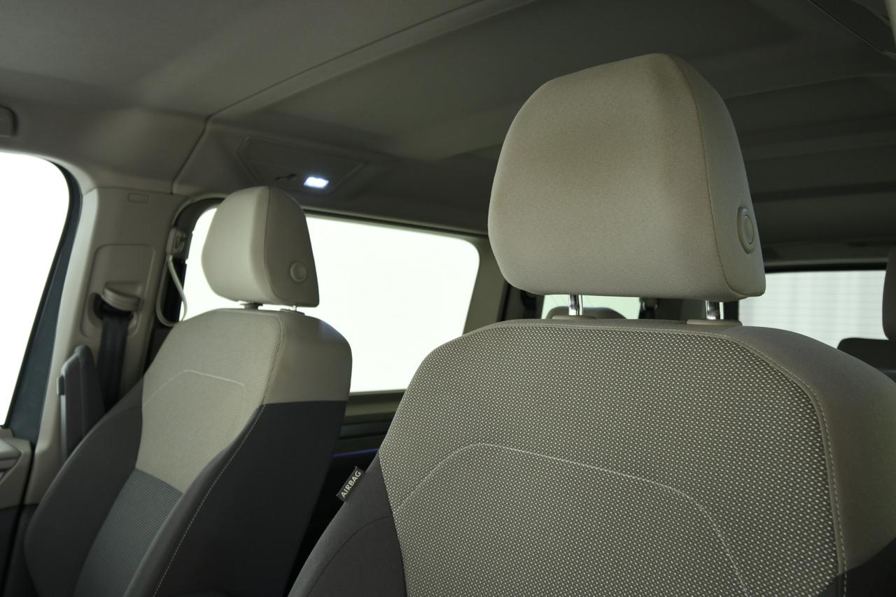 VOLKSWAGEN Multivan 2.0 tdi Space 150cv dsg 7 POSTI+ACC+GANCIO TRAINO+CAMERA- IVA COMPRESA