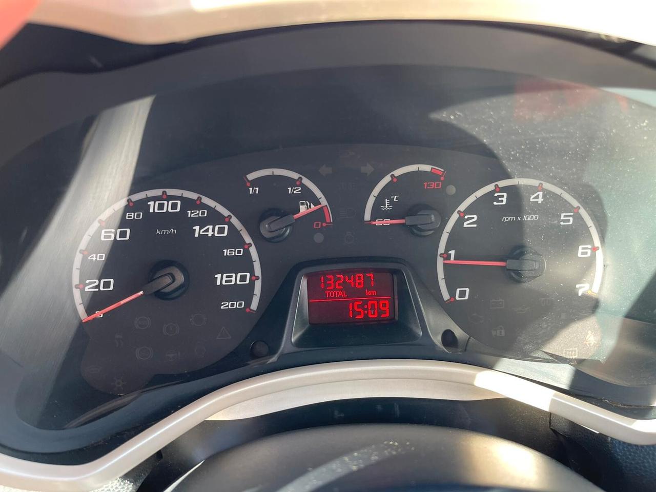 Ford Ka 1.3 TDCi 75CV Titanium