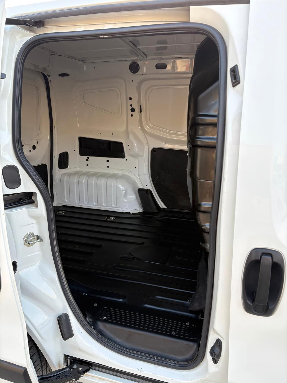 Fiat Fiorino 1.3 MJT 95CV Cargo SX *IVA ESPOSTA*