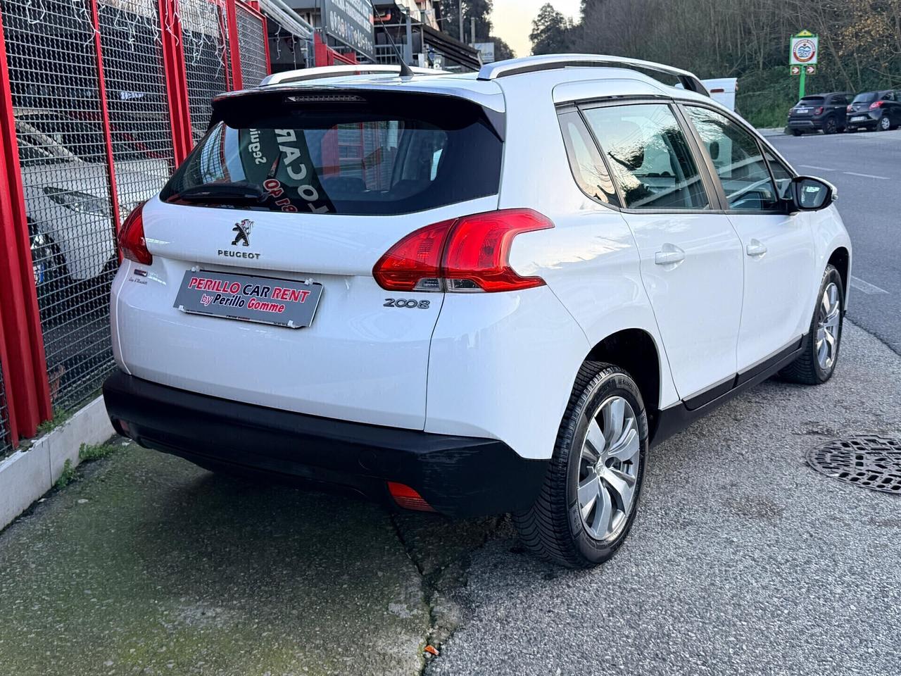 Peugeot 2008 PureTech 82 Allure