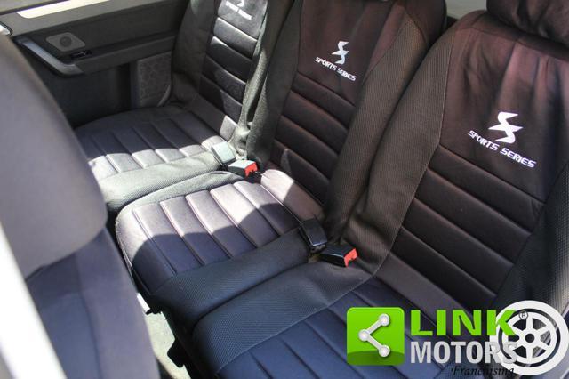 VOLKSWAGEN Touran 1.9 TDI 105CV DPF Highline 7 Posti per Neopatent..