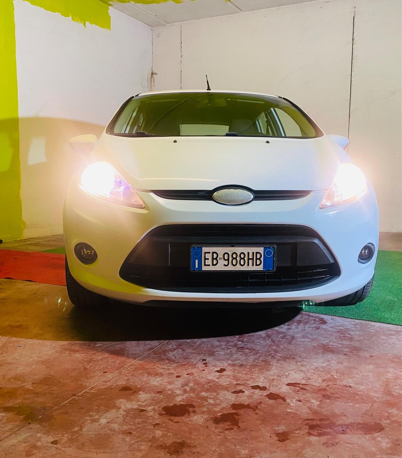 Ford Fiesta 1.4 5 porte Bz.- GPL Titanium
