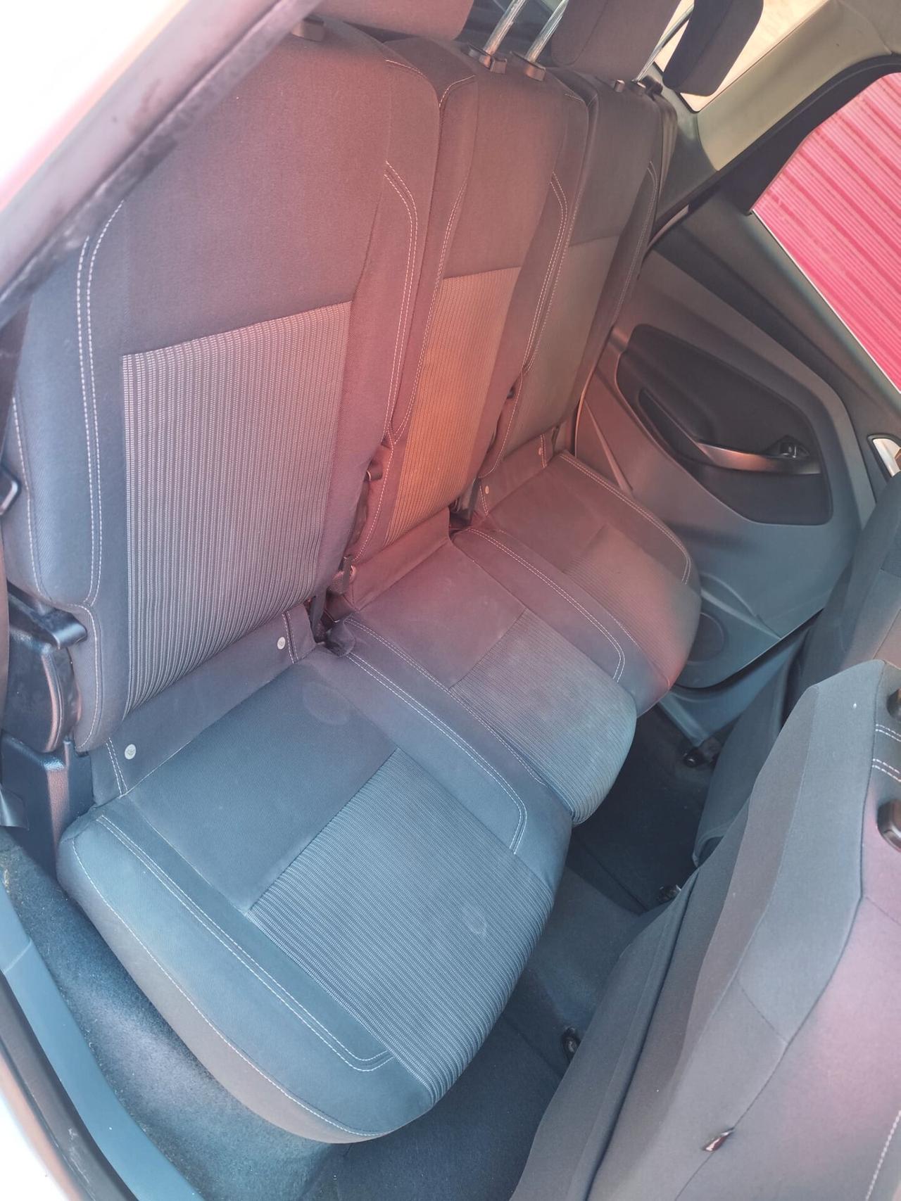 Ford C-Max 1.6 TDCi 115CV GANCIO DI TRAINO