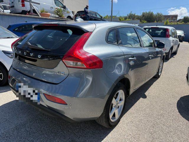 VOLVO V40 D2 'eco' Momentum