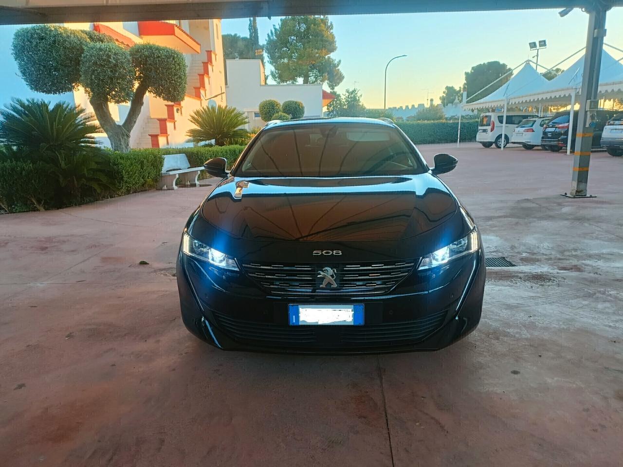 Peugeot 508 BlueHDi 130 EAT8 SW full.opt