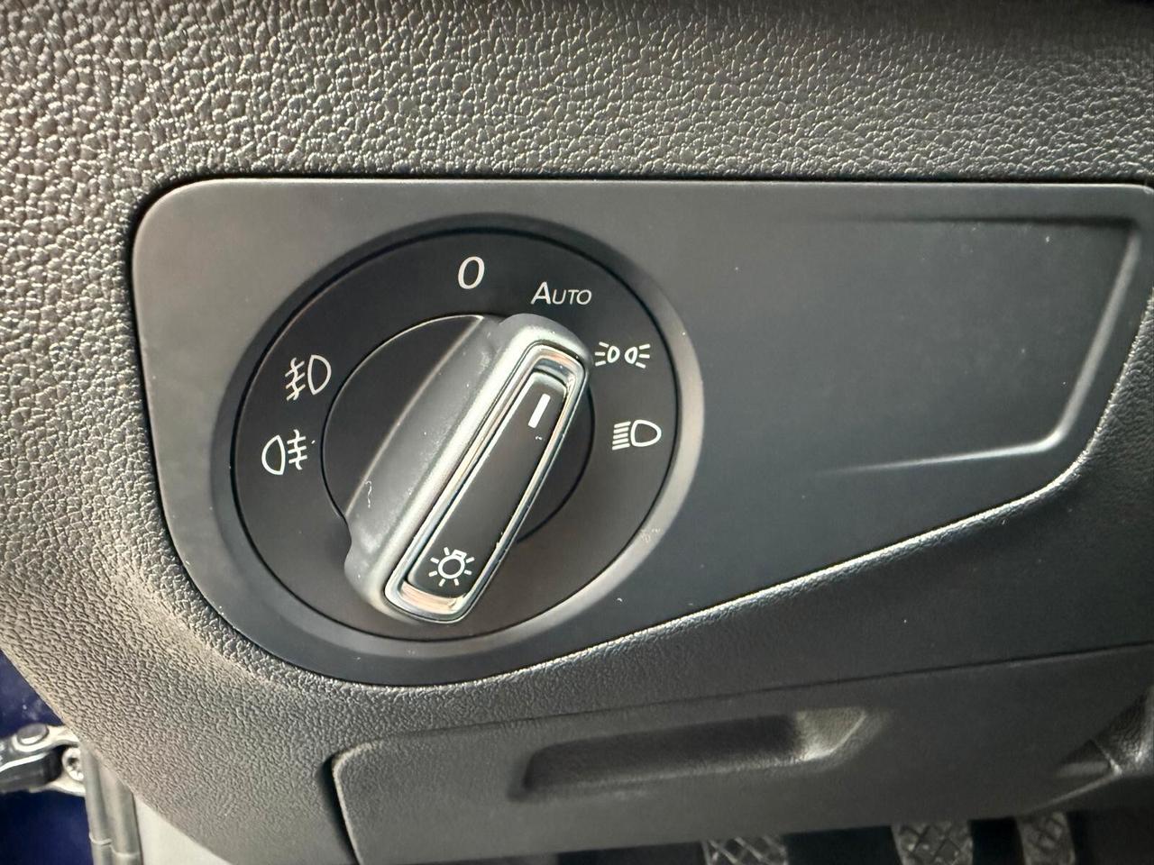 Volkswagen Tiguan 1400 BENZINA OK