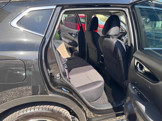 NISSAN Qashqai 1.2 DIG-T Tekna