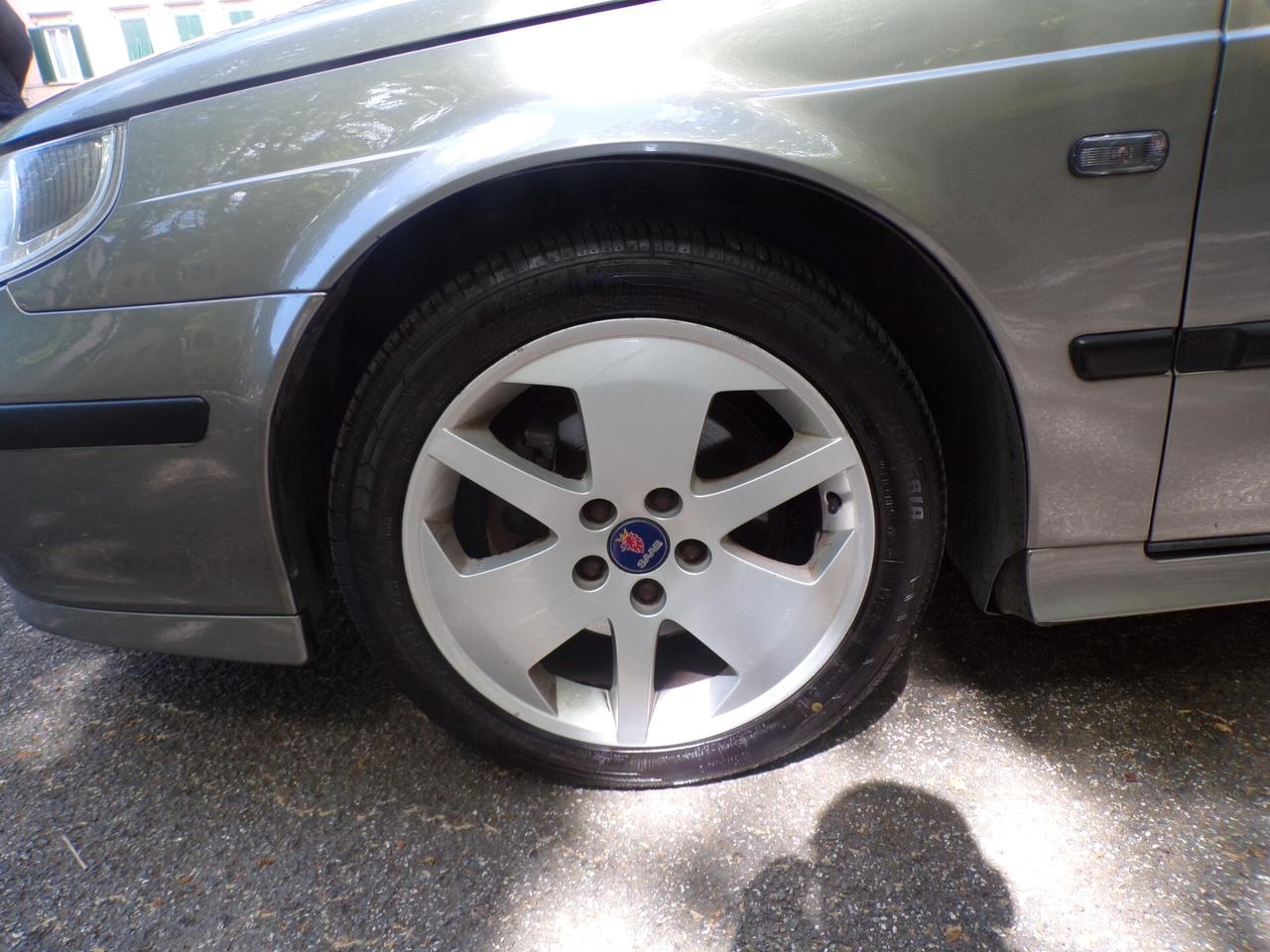 Saab 9-5 2.2 turbodiesel TiD S.W. Vector