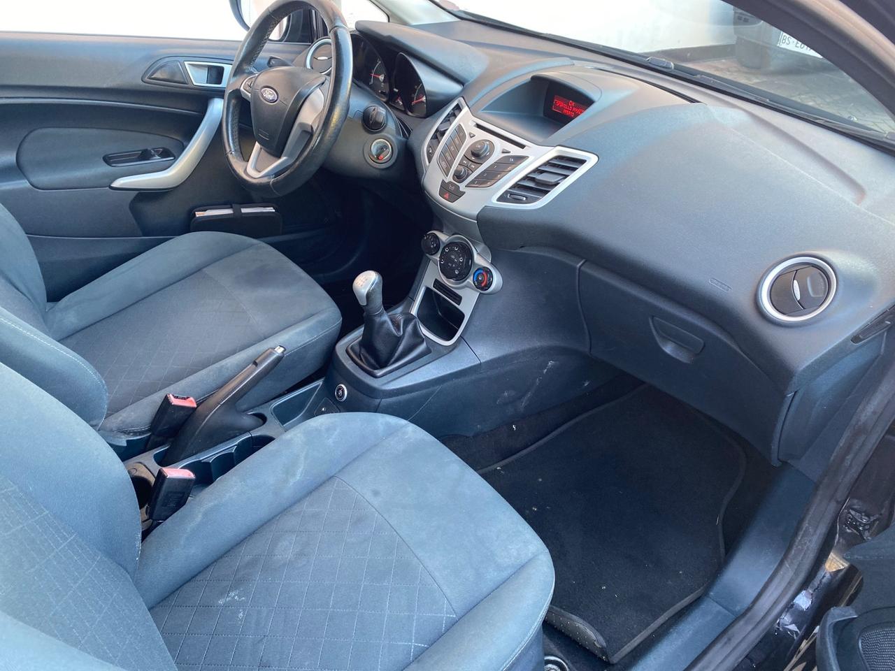 Ford Fiesta Ikon 1.4 3 porte Bz.- GPL