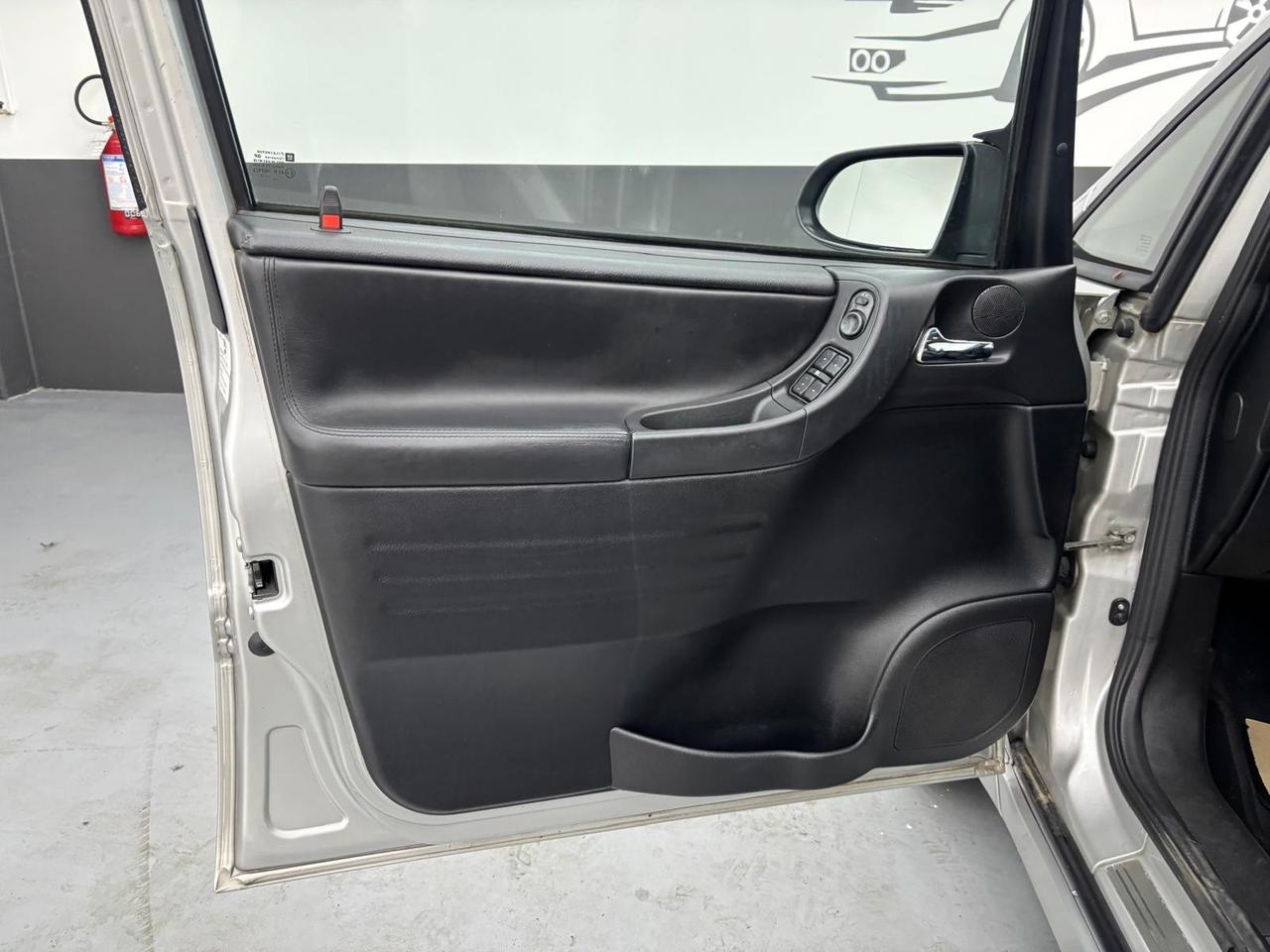 Opel Zafira 2.0 Turbo 16V cat OPC