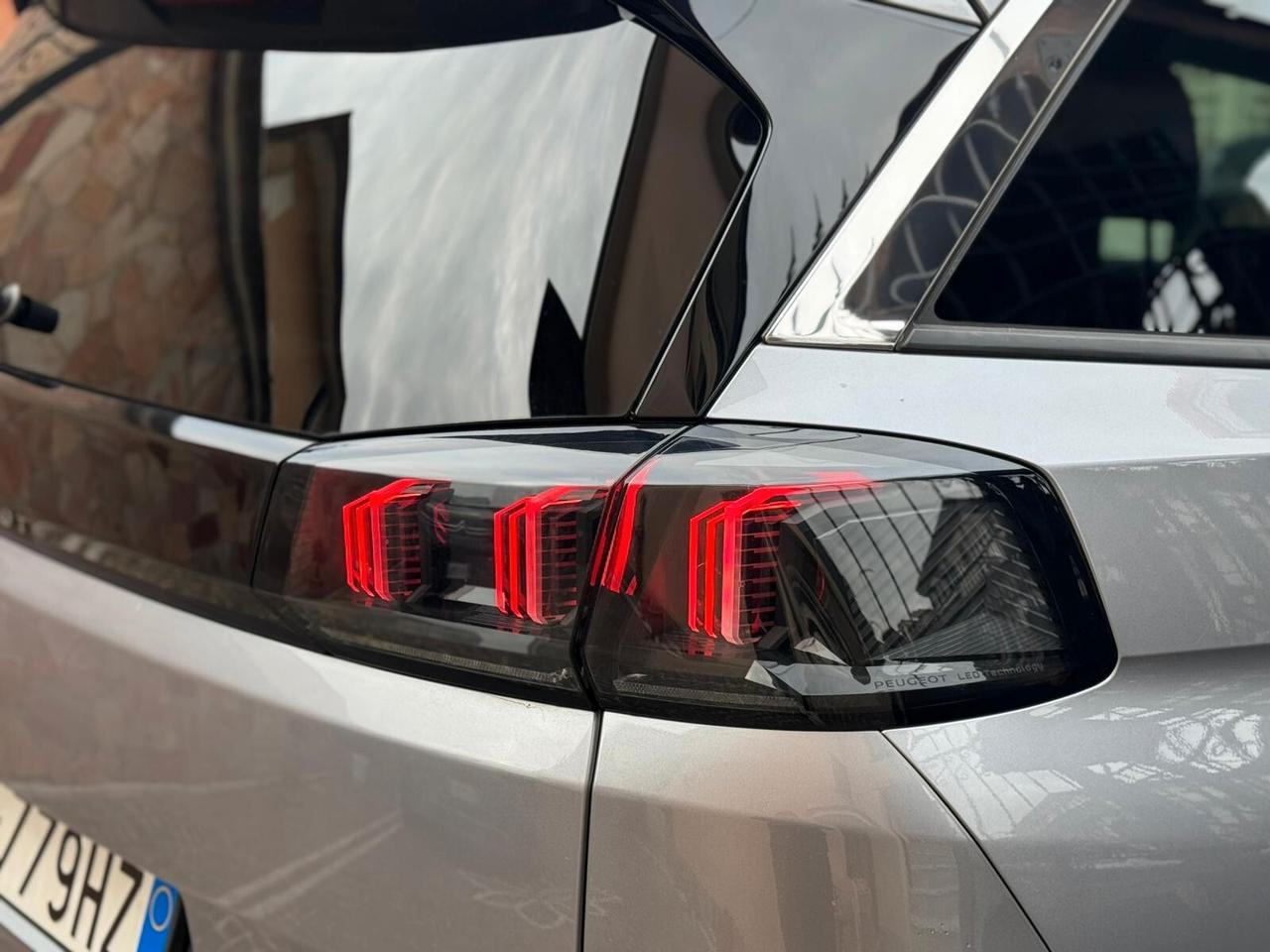 Peugeot 5008 BlueHDi 130 S&S EAT8 Allure Pack 7 posti