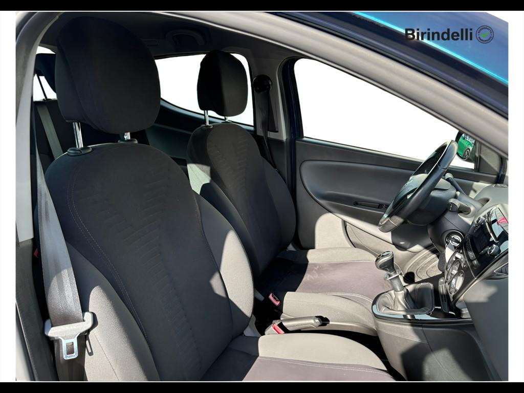 LANCIA Ypsilon 3ª serie - Ypsilon 1.2 69 CV 5 porte 30th Anniversary