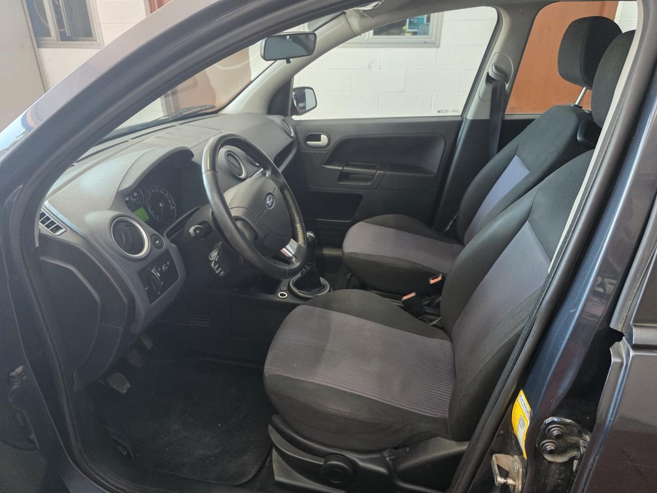 Ford Fusion 1.4 TDCi 5p. Titanium