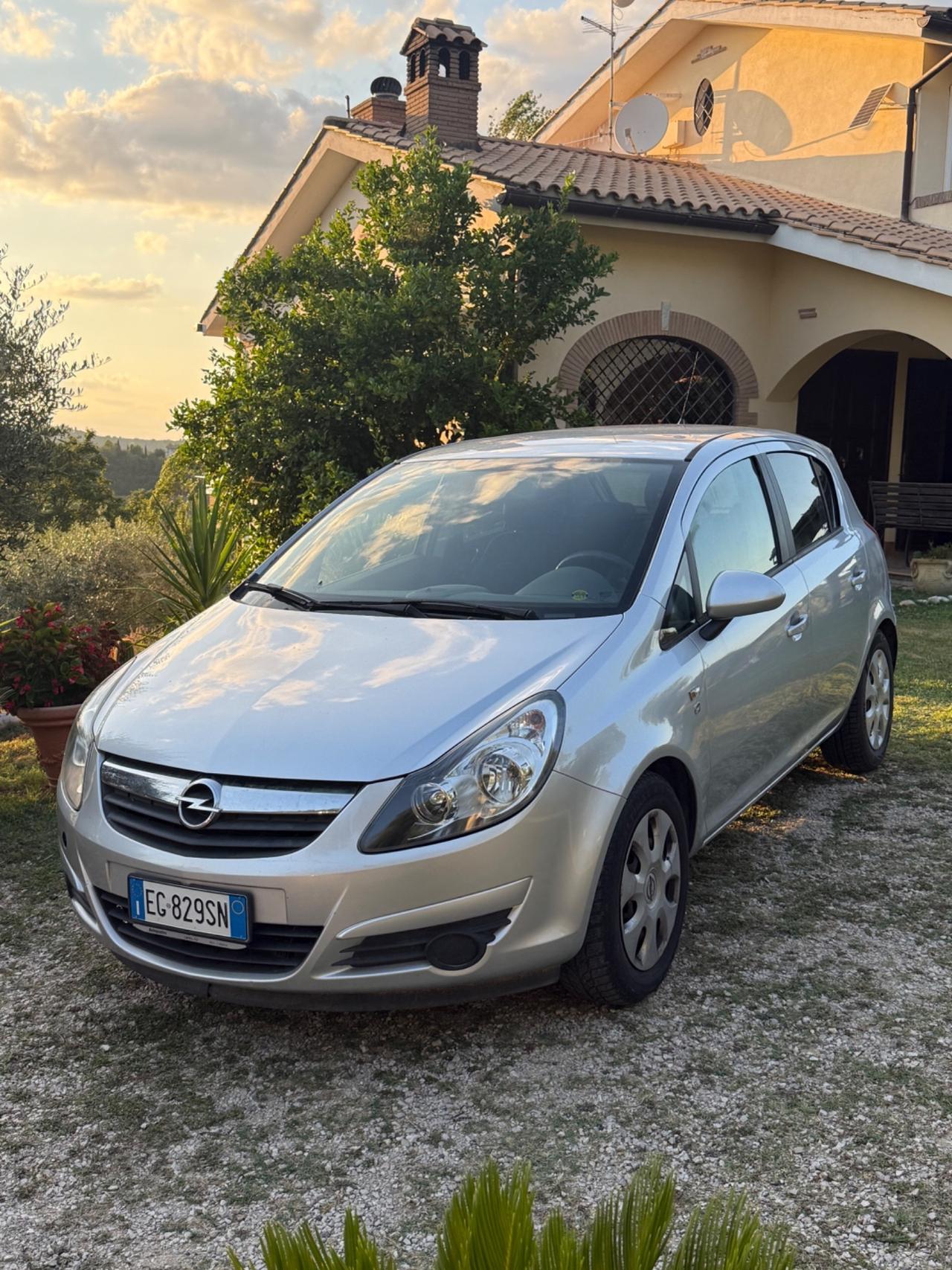 Opel Corsa 1.2 5 porte Elective