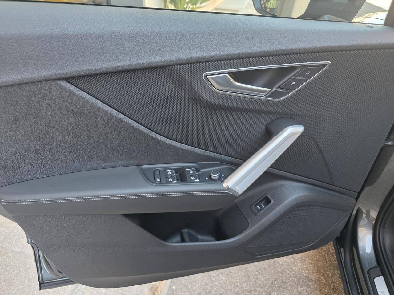 Audi Q2 30 TDI S-Tronic line Edition+Cockpit+Pelle...