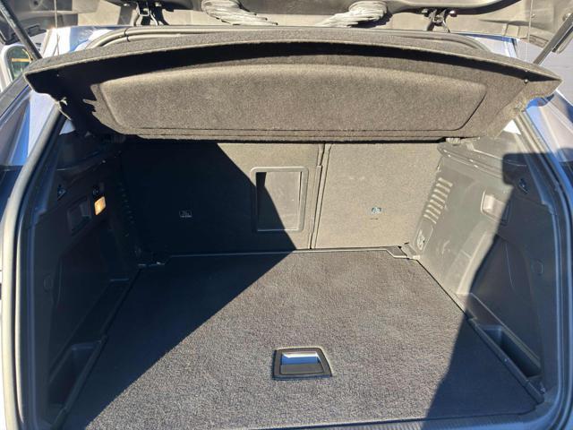 PEUGEOT 3008 BlueHDi 130 S&S EAT8 Business