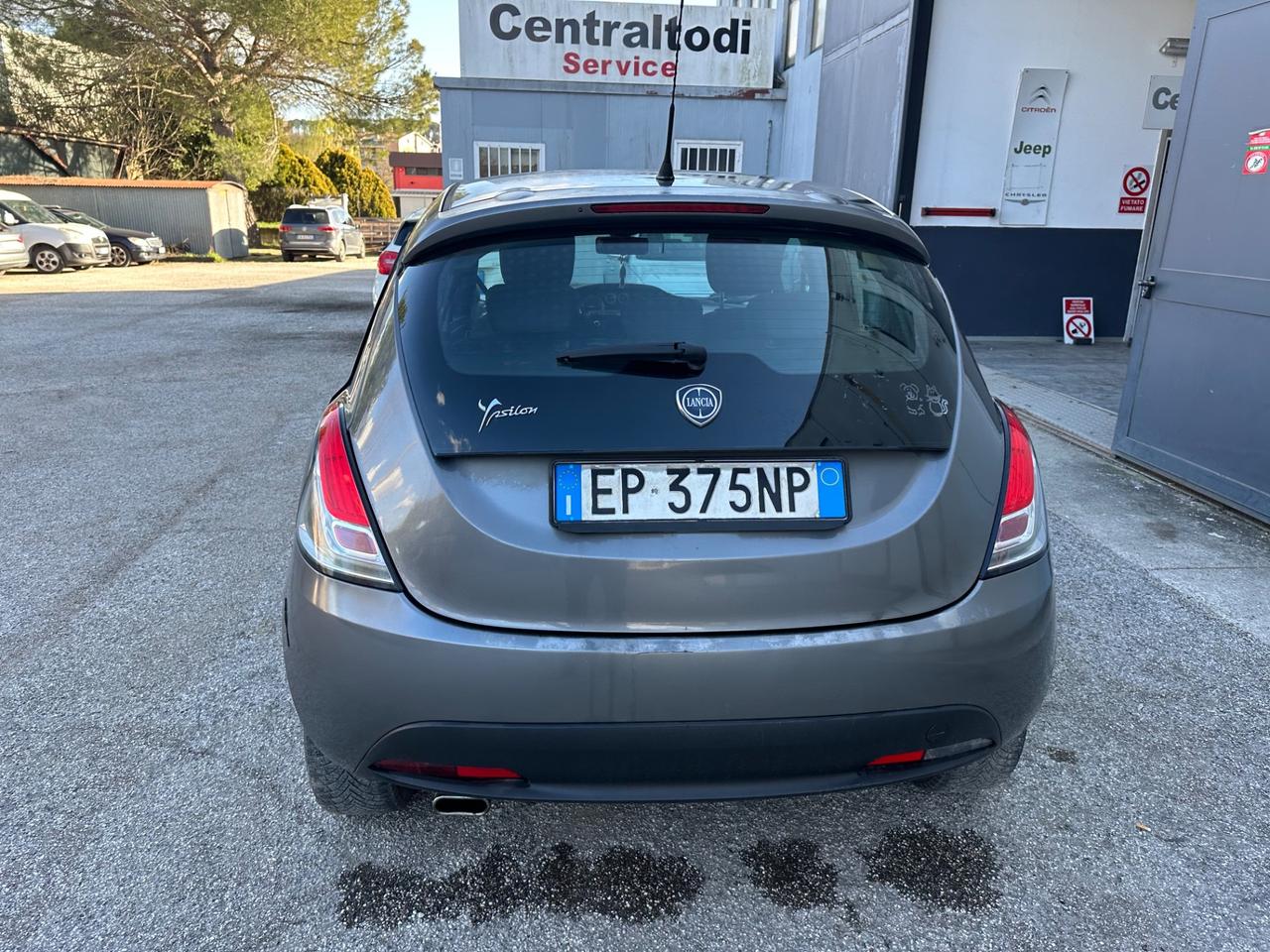 Lancia Ypsilon 1.3 MJT 16V 95 CV 5 porte S&S Silver