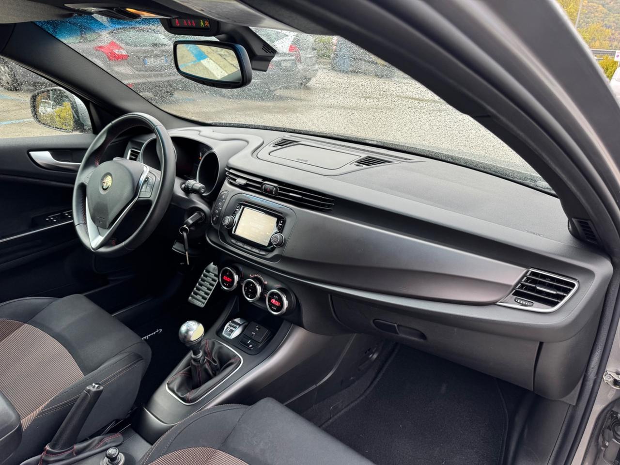 Alfa Romeo Giulietta 1.6 JTDm-2 105 CV Exclusive