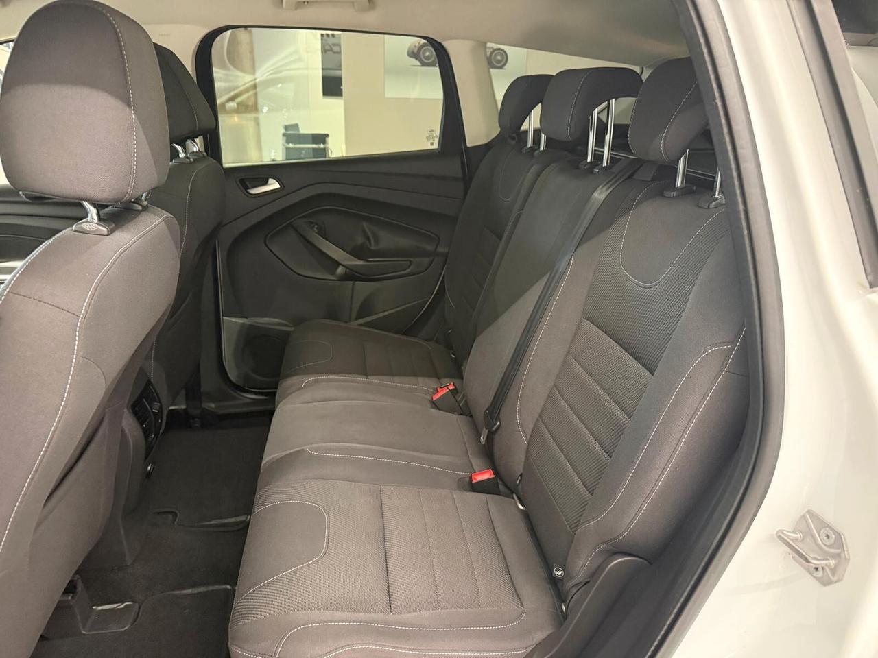 Ford Kuga 2.0 TDCI 115 CV 2WD Titanium
