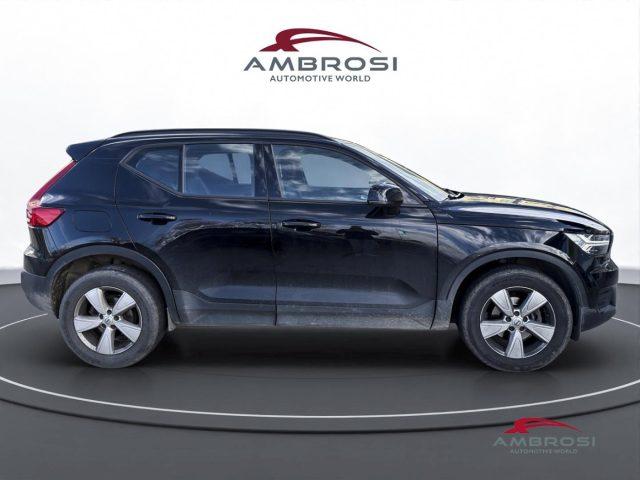 VOLVO XC40 T2 Geartronic Momentum Core