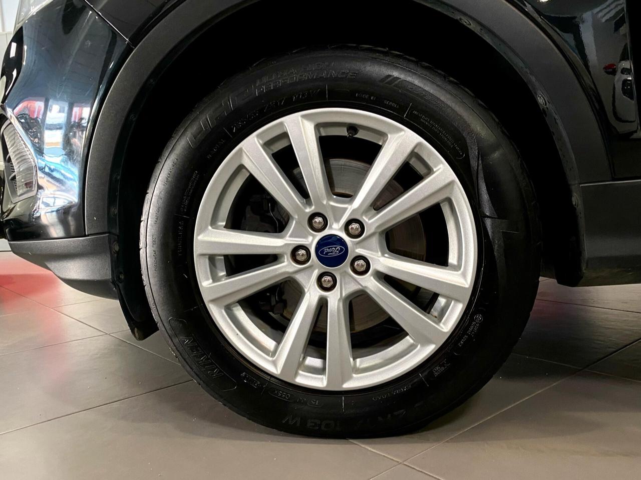 Ford Kuga 2.0 TDCI 120 CV S&S 2WD Powershift Business