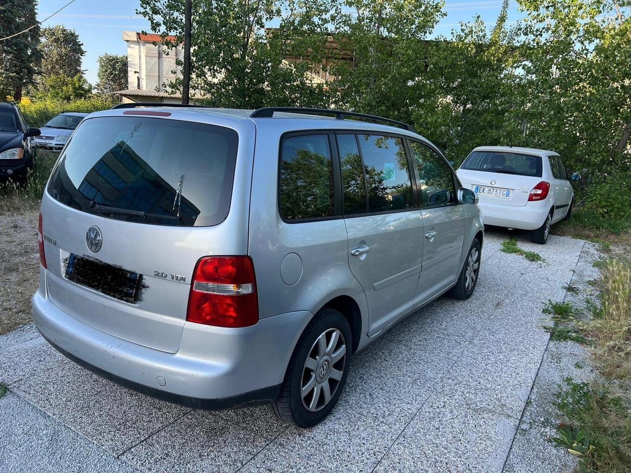Volkswagen Touran 2.0 16V TDI Highline