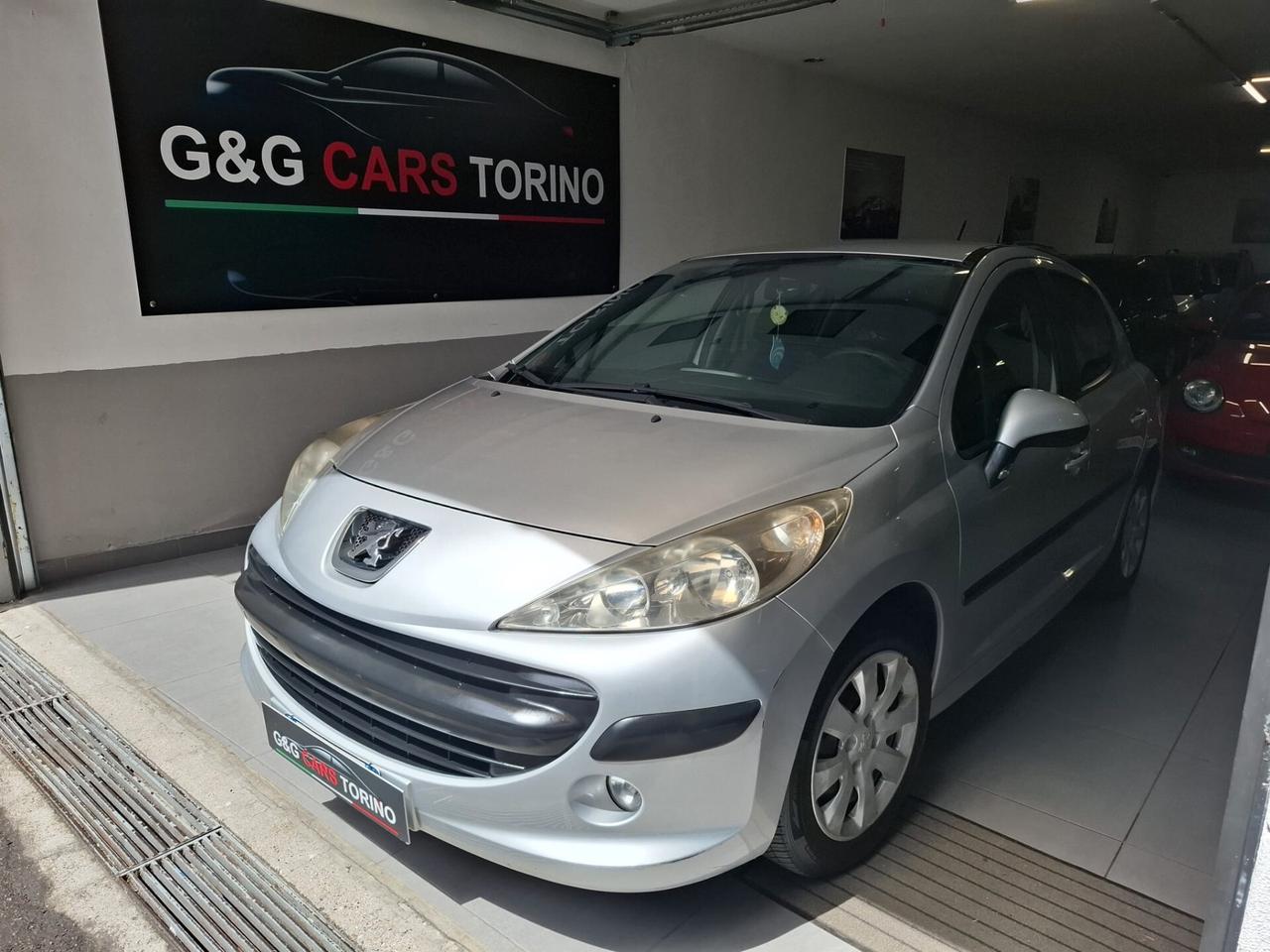 Peugeot 207 1.4 8V 75CV 5p. X Line ECO GPL