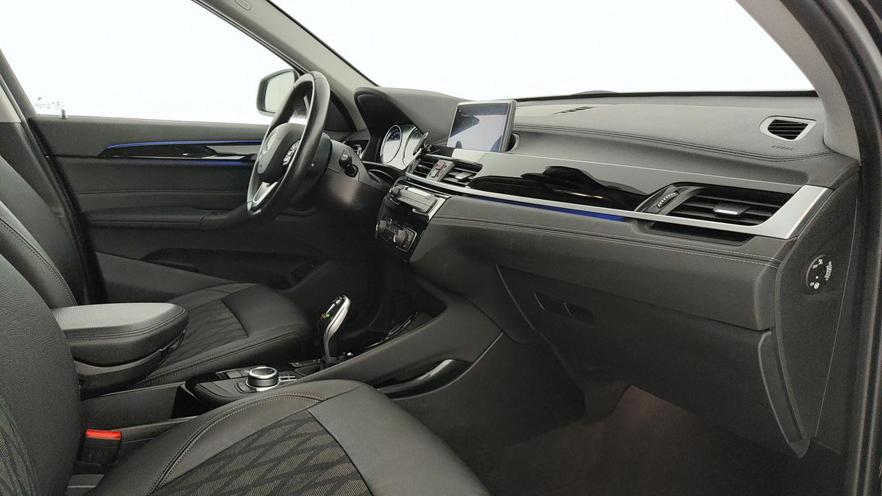 BMW X1 F48 2019 - X1 xdrive18d xLine auto