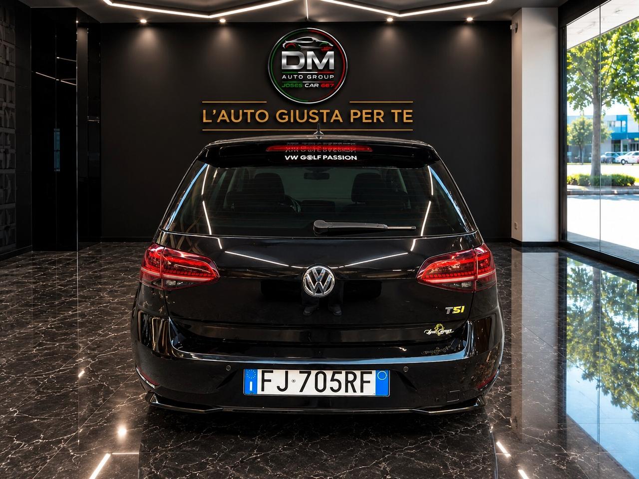 Volkswagen Golf 1.5 tsi Sport 150cv R line