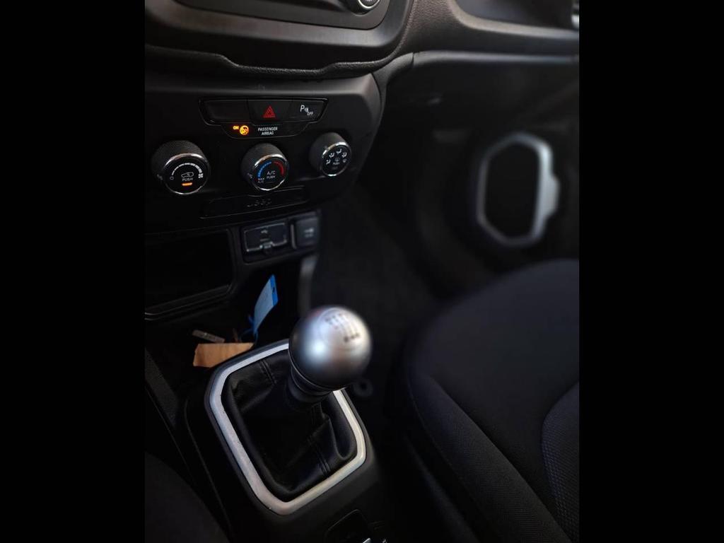 Jeep Renegade 1.4 T-Jet Longitude FWD