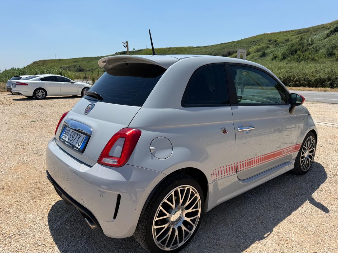 Abarth 500 1.4 Turbo T-Jet 2014 8.999€ PERMUTE