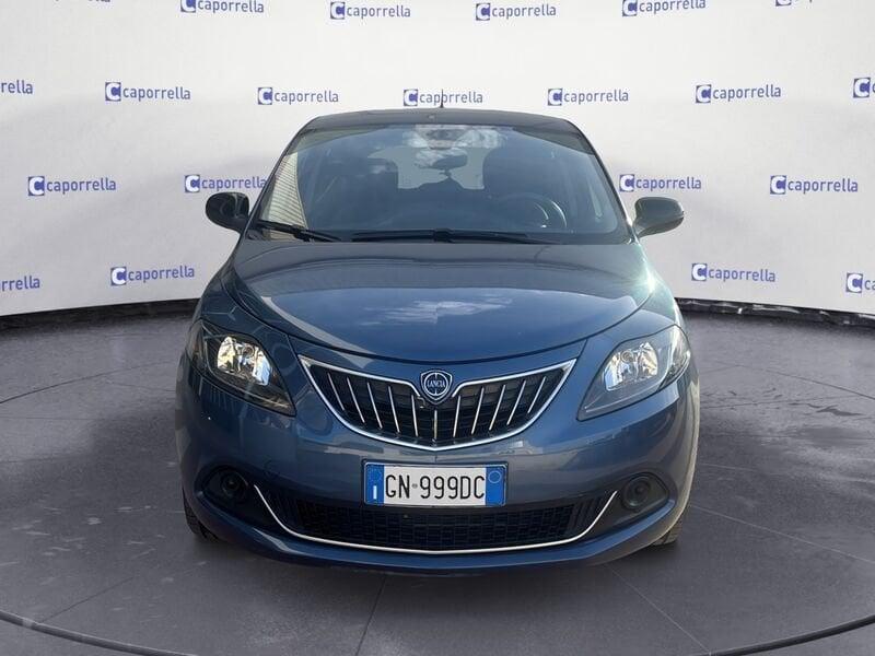 Lancia Ypsilon 1.0 FireFly 5 porte S&S Hybrid Silver