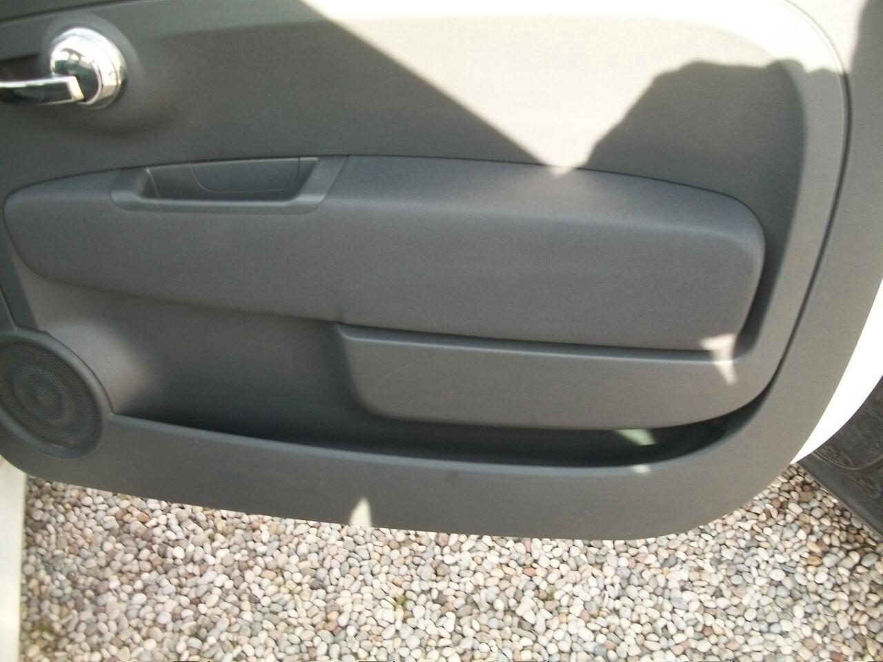 Fiat 500 1.2 Lounge DEL 2011 CC 1242 EURO 05 KM 174722 SI NUOVI PATENTATI EURO 4990,00 PIU PASSAGGIO E PER AVERE GARANZIA DI UN ANNO EURO 350,00 IN PIU