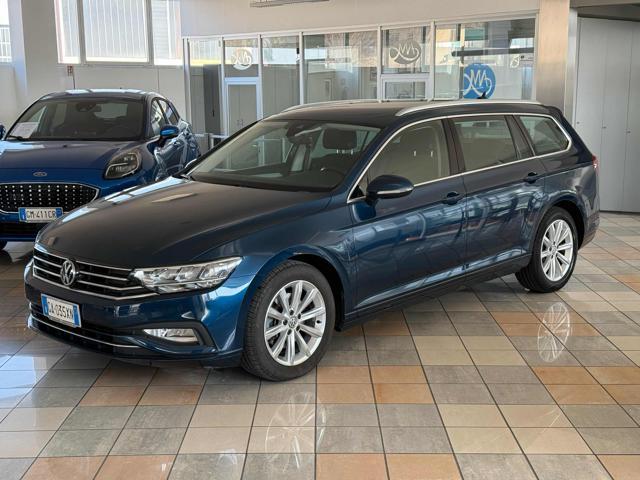 VOLKSWAGEN Passat Variant 1.6 TDI SCR DSG Business BMT