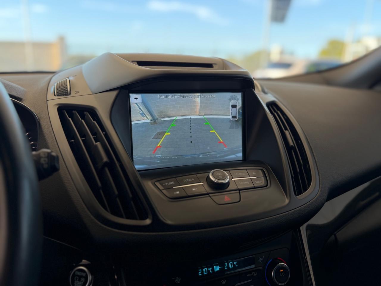 Ford Kuga 1.5 TDCI 120 CV ST-Line