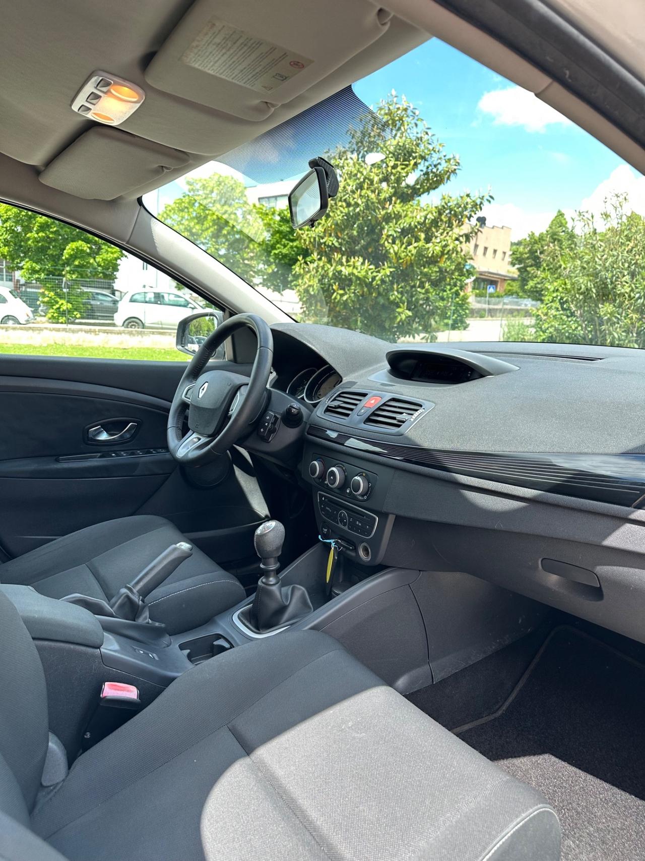 Renault Megane Mégane 1.5 dCi 110CV SporTour Attractive