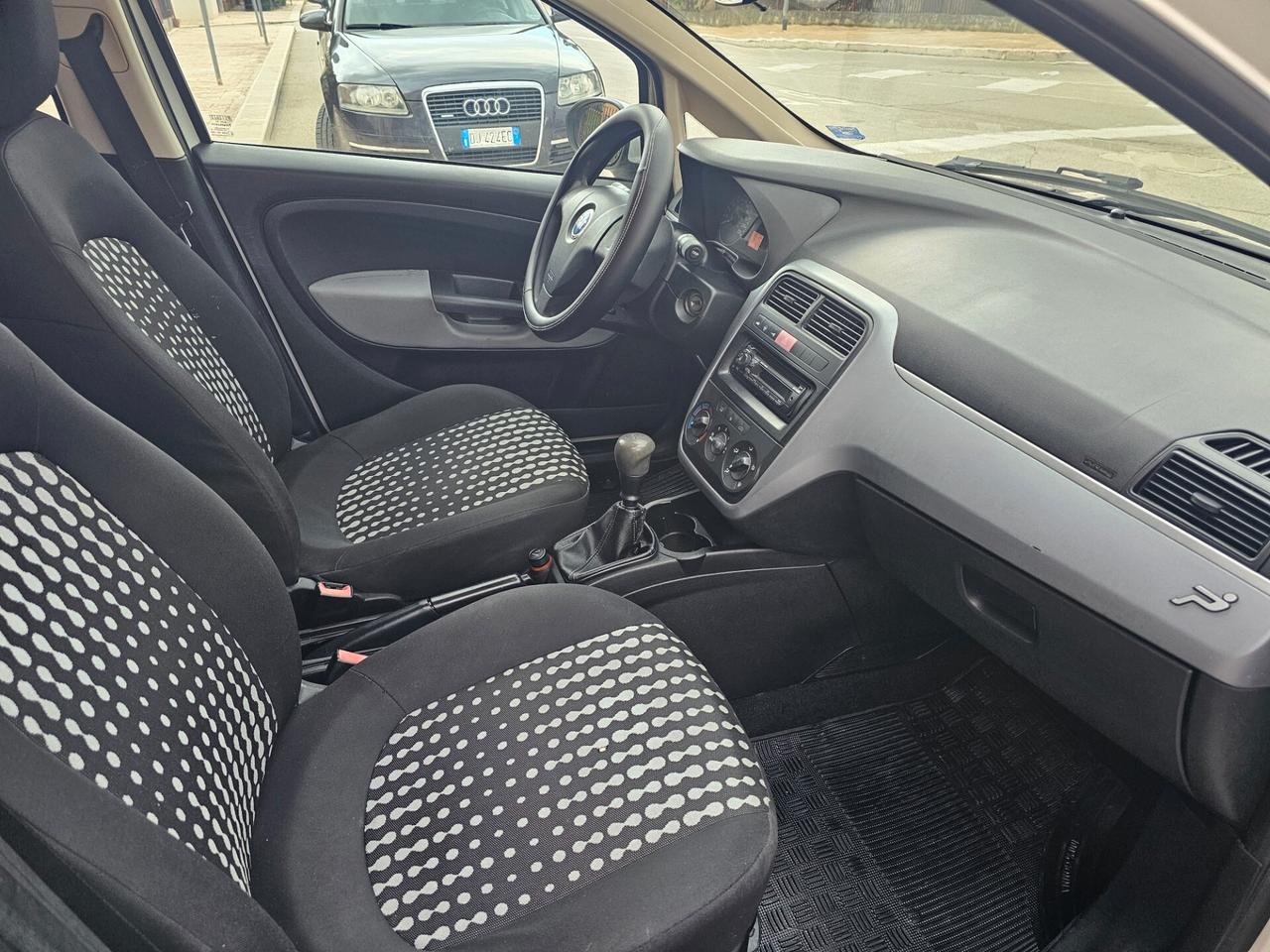 Fiat Grande Punto 1.3 MJT 75 CV 5 porte Active