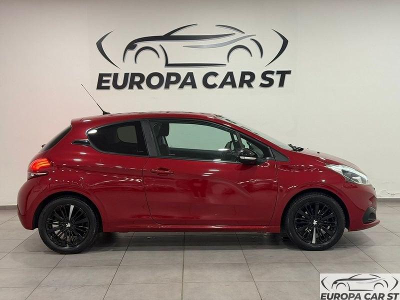 Peugeot 208 Touch PureTech 82cv