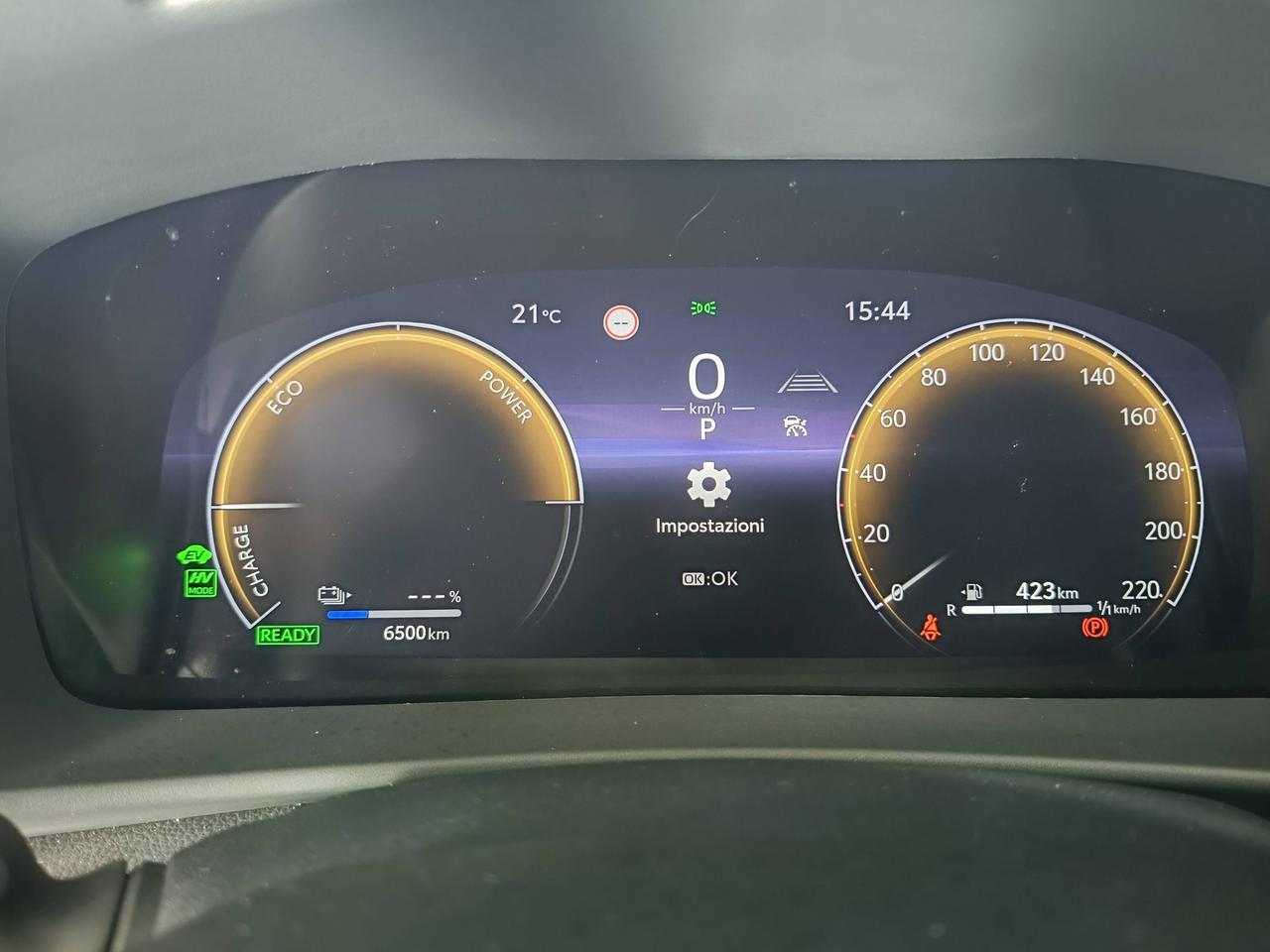 TOYOTA C-HR II 2023 - C-HR 2.0 phev Lounge Premiere fwd e-cvt