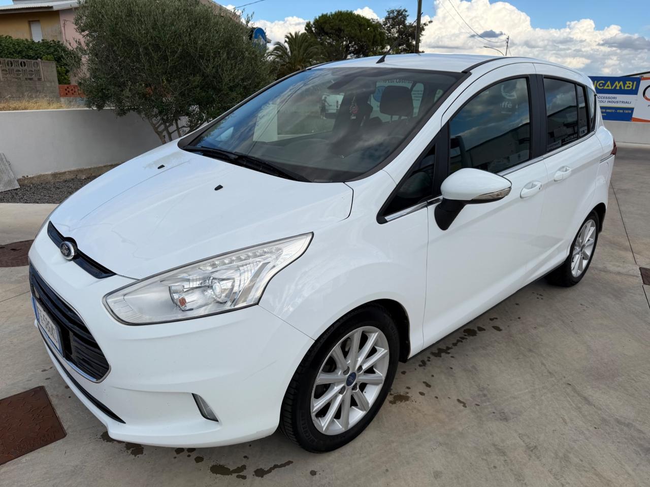 Ford Focus B-Max 1.5 TDCi 75 CV Titanium
